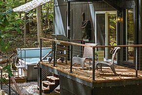 Somerset Lodge by Avantstay Hot Tub Lake Access Community Amenities