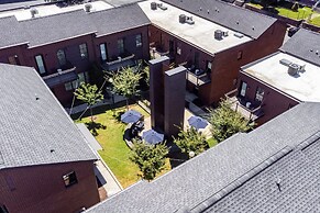 The Magnolia 7 by Avantstay 5 Mins to Broadway