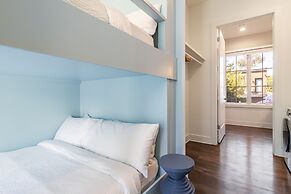 The Magnolia 7 by Avantstay 5 Mins to Broadway