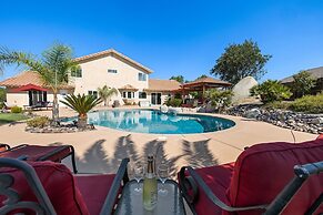 Chardonnay Charm by Avantstay Luxe Group Retreat w Pool Mins to Wineri