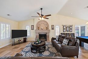 Chardonnay Charm by Avantstay Luxe Group Retreat w Pool Mins to Wineri