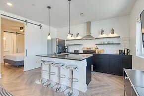 The Carter 502 by Avantstay Mins to Downtown