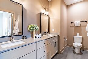 The Magnolia 9 by Avantstay Downtown Balcony