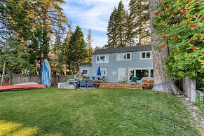 Lakefront Haven by Avantstay Minutes to Ski Resorts Private Dock Boat