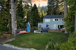 Lakefront Haven by Avantstay Minutes to Ski Resorts Private Dock Boat