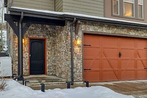 Abigail Drive Year-round Retreat With Hot Tub Near Park City Adventure