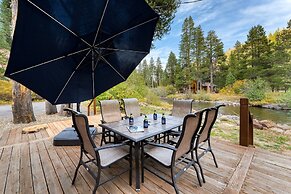 Riversong Lodge by Avantstay Sauna Hot Tub On The Truckee River