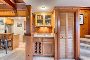 Riversong Lodge by Avantstay Sauna Hot Tub On The Truckee River