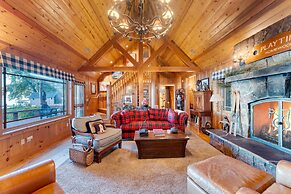 Homewood Lakefront by Avantstay Private Beach Lake Access Views