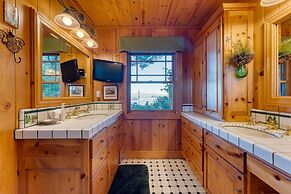Homewood Lakefront by Avantstay Private Beach Lake Access Views