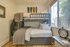 Sunset Serenity by Avantstay Rooftop w Hot Tub Fire Pit 3 Blocks to Be