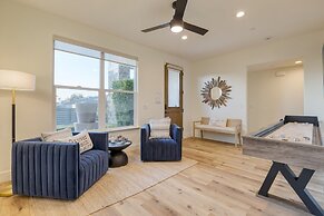 Sunset Serenity by Avantstay Rooftop w Hot Tub Fire Pit 3 Blocks to Be