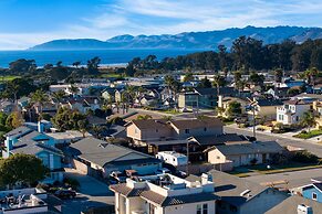 Sunset Serenity by Avantstay Rooftop w Hot Tub Fire Pit 3 Blocks to Be