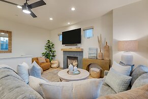 Sunset Serenity by Avantstay Rooftop w Hot Tub Fire Pit 3 Blocks to Be