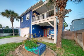 Leave of Absence Luxe Coastal Stay w Pool Outdoor Dining Minutes to Be