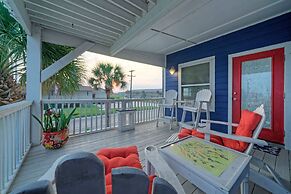 Leave of Absence Luxe Coastal Stay w Pool Outdoor Dining Minutes to Be