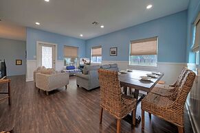 Leave of Absence Luxe Coastal Stay w Pool Outdoor Dining Minutes to Be