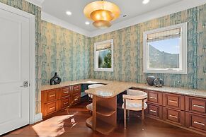 Modern Masterpiece by Avantstay Waterfront Private Dock