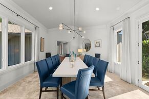 Modern Masterpiece by Avantstay Waterfront Private Dock