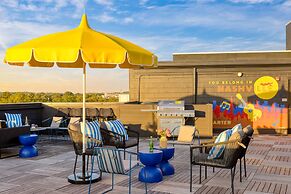 The Carter 302 by Avantstay 1BR Balcony