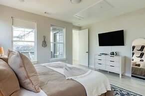 The Stage by Avantstay Chic 4bdr w Covered Balcony Modern Newly Built