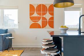 The Carter 205 by Avantstay 4BR Balcony