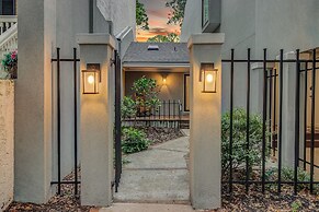 Mizzenmast by Avantstay Harbourtown Escape Group Retreat w Patio