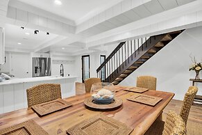 Mizzenmast by Avantstay Harbourtown Escape Group Retreat w Patio