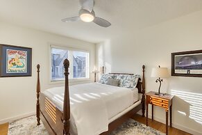 Pacific Breeze Ocean Views Steps to Cannon Beach Airy Coastal Retreat