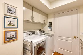 Pacific Breeze Ocean Views Steps to Cannon Beach Airy Coastal Retreat