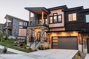 Ski La Vie by Avantstay Hot Tub Game Room Near the Ski Slopes