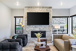 Ski La Vie by Avantstay Hot Tub Game Room Near the Ski Slopes