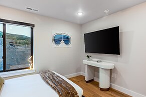 Ski La Vie by Avantstay Hot Tub Game Room Near the Ski Slopes