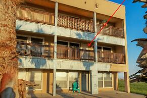 Compass 17 by Avantstay Minutes to the Beach Community Pool