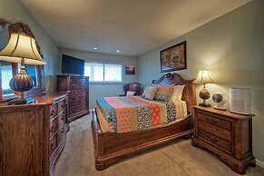 Compass 17 by Avantstay Minutes to the Beach Community Pool