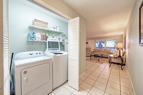 Compass 17 by Avantstay Minutes to the Beach Community Pool