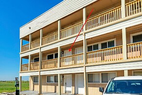 Compass 17 by Avantstay Minutes to the Beach Community Pool