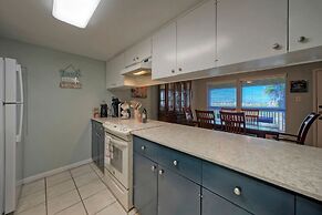 Compass 17 by Avantstay Minutes to the Beach Community Pool