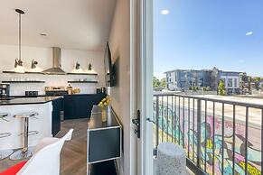 The Carter 404 by Avantstay Mins to Downtown