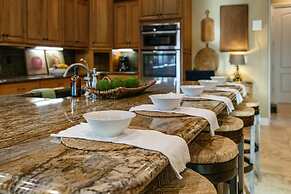 Cleveland Vista by Avantstay Pool Hot Tub Fire Pit Panoramic Views