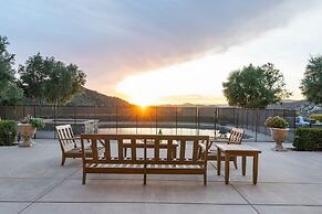 Cleveland Vista by Avantstay Pool Hot Tub Fire Pit Panoramic Views