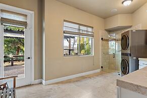 Cleveland Vista by Avantstay Pool Hot Tub Fire Pit Panoramic Views