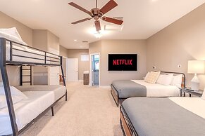 Colina by Avantstay Secluded Mountain Top Oasis w Pool Hot Tub Putting