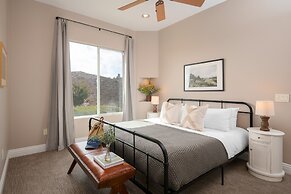 Colina by Avantstay Secluded Mountain Top Oasis w Pool Hot Tub Putting