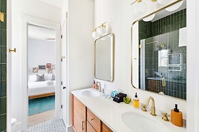 Windward House by Avantstay Walk to Beach Restaurants Saltwater Pool