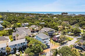 Windward House by Avantstay Walk to Beach Restaurants Saltwater Pool