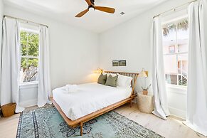 Windward House by Avantstay Walk to Beach Restaurants Saltwater Pool