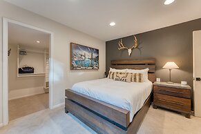 Westlake Cabin by Avantstay Hot Tub Near Skiing Walk to Restaurants La