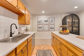 Westlake Cabin by Avantstay Hot Tub Near Skiing Walk to Restaurants La