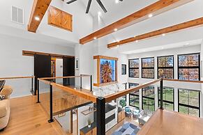 The Grand on Greenbay-7 Bedrooms Sleeps 21 Modern new Build